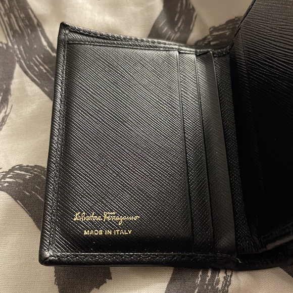 SOLD Authentic Ferragamo black wallet - Picture 3 of 4